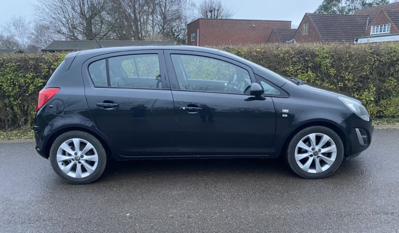 
								Vauxhall Corsa full									