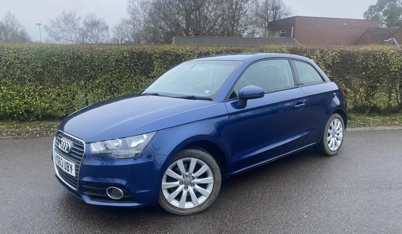 
								Audi A1 full									