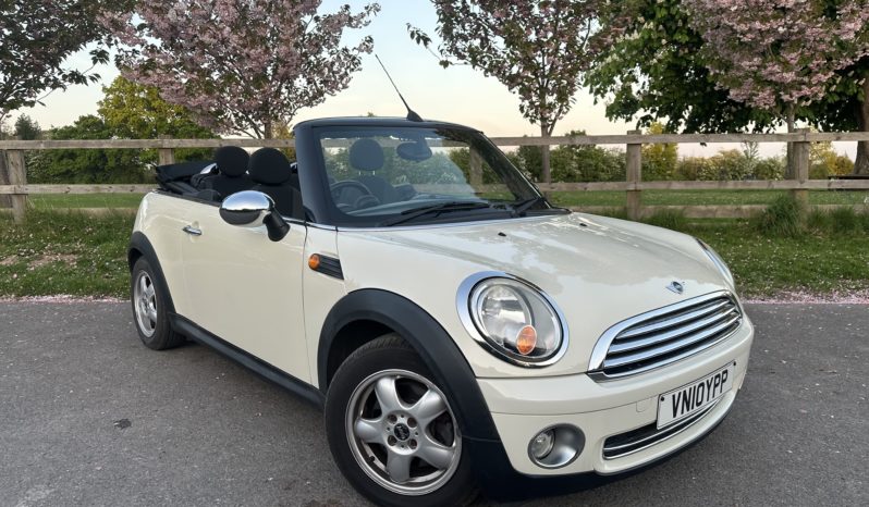 
								Mini Convertible full									