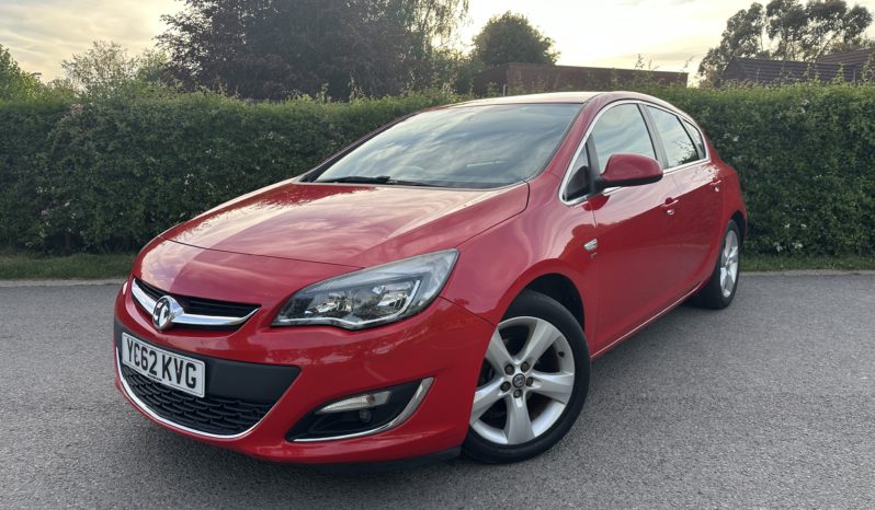 
								Vauxhall Astra full									