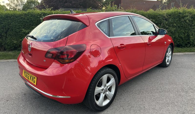 
								Vauxhall Astra full									