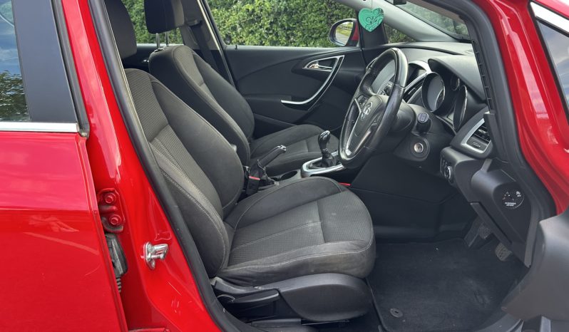 
								Vauxhall Astra full									