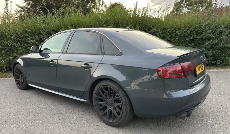 
								Audi A4 full									
