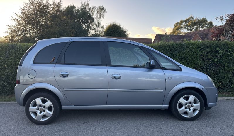 
								Vauxhall Meriva full									