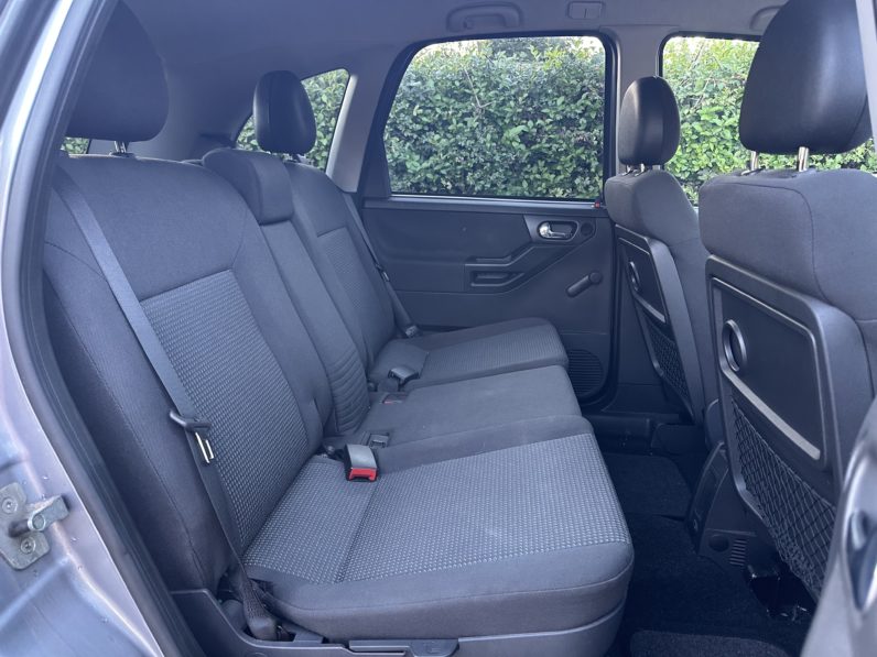 
								Vauxhall Meriva full									