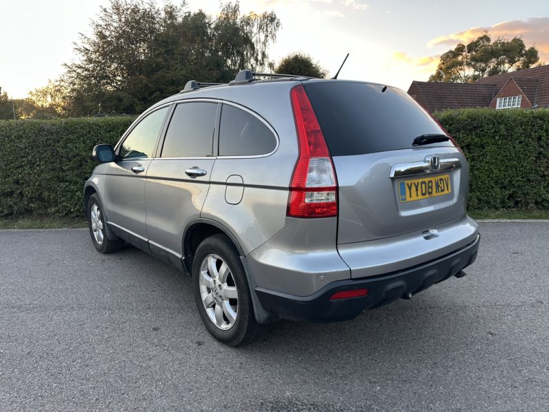 
								Honda CR-V full									